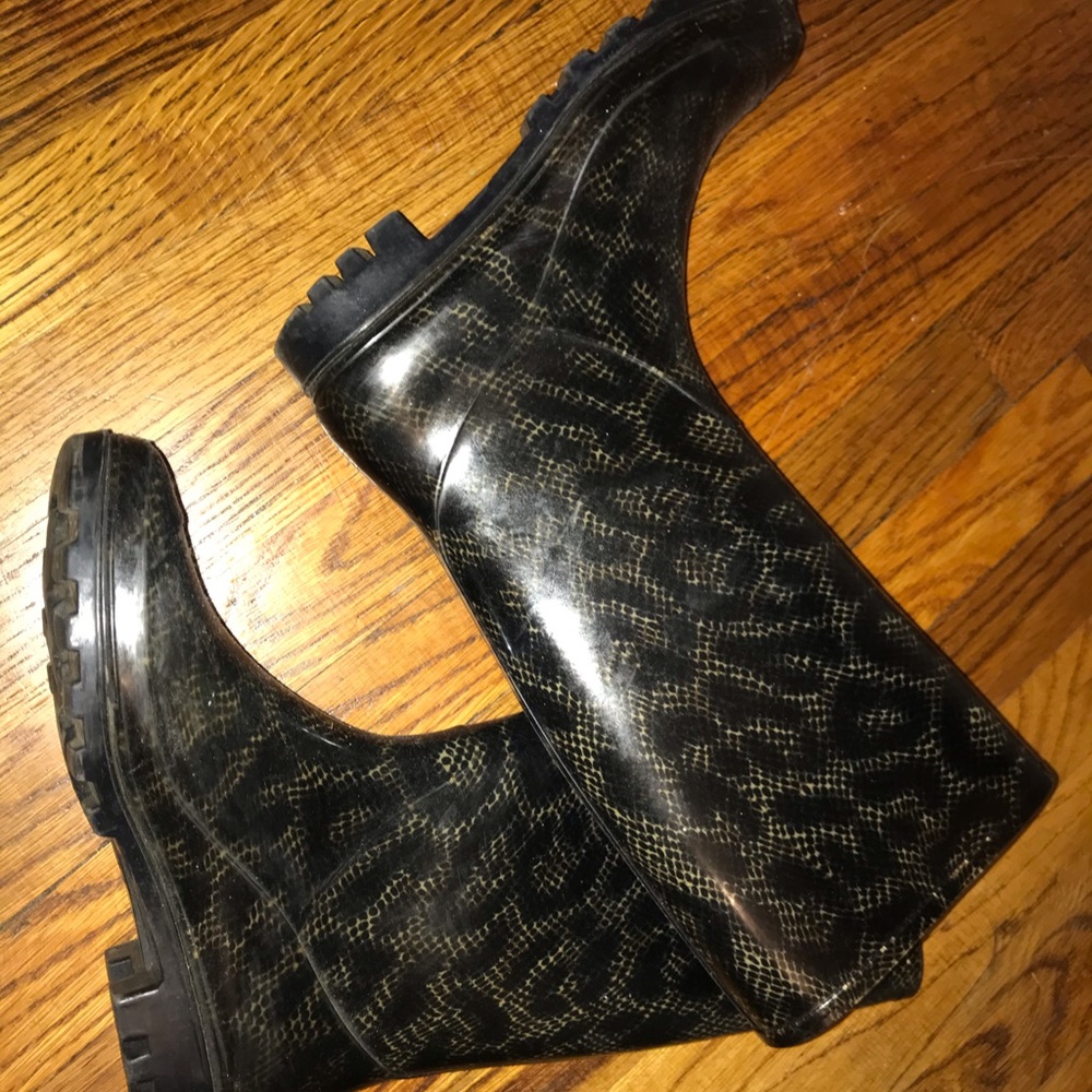 Rain boots